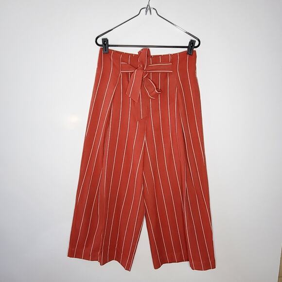 J.O.A. womens High Waisted Wide Leg Cropped Pants With Tie Size Small E… - Picture 2 of 10